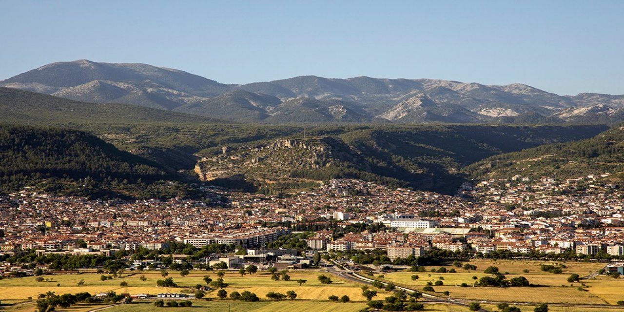 Prof. Dr. Akça: "Muğla 96 yıl önce il oldu"