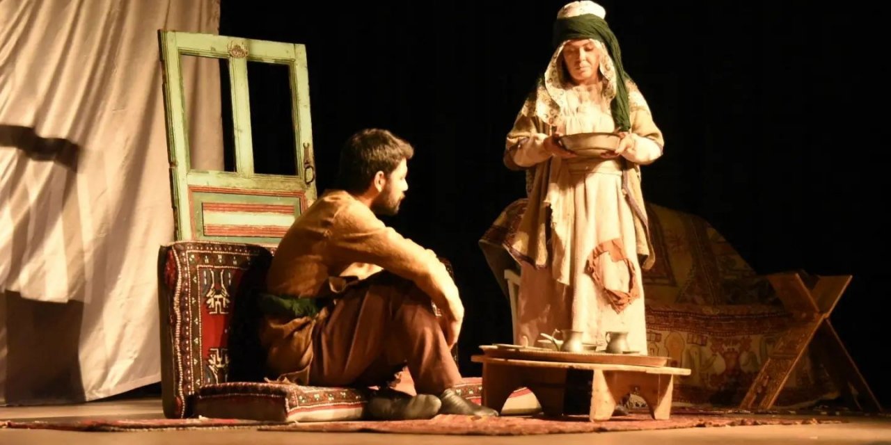 ‘Nefes mi istersin yoksa buğday mı?’ tiyatroseverlerle buluştu