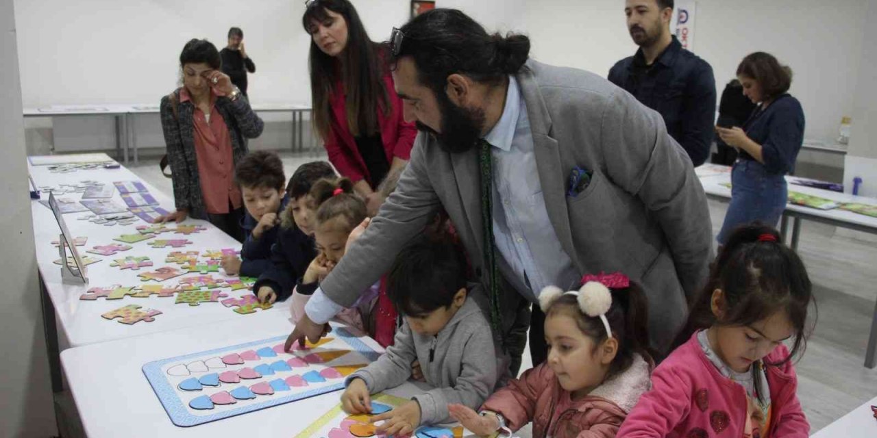 Harika Matematik Sergisi Aydınlı öğrencilerle buluştu