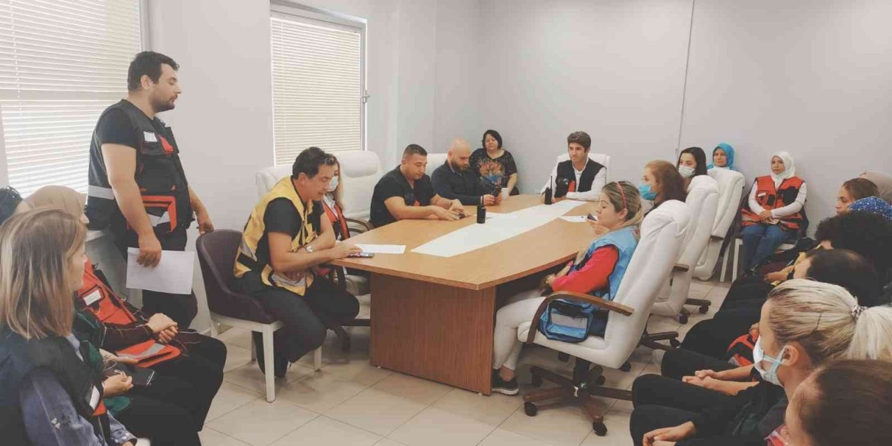 Köyceğiz Devlet Hastanesi’nde masabaşı tatbikatı yapıldı