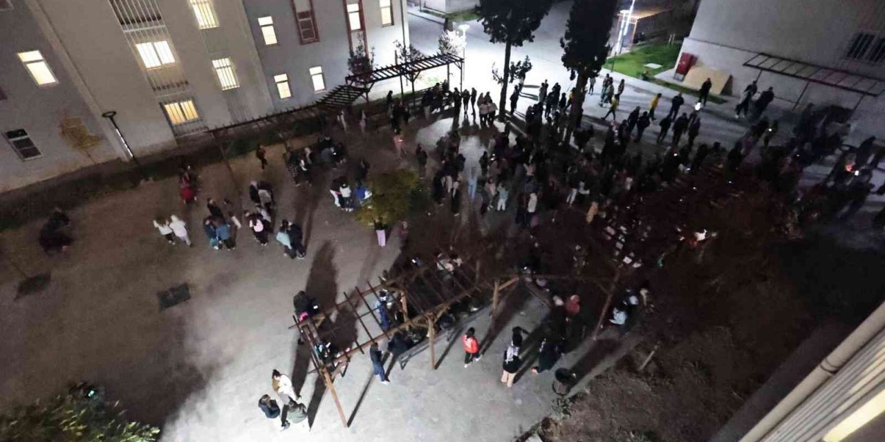 Denizli’deki yurtlarda deprem tatbikatı gerçekleştirildi