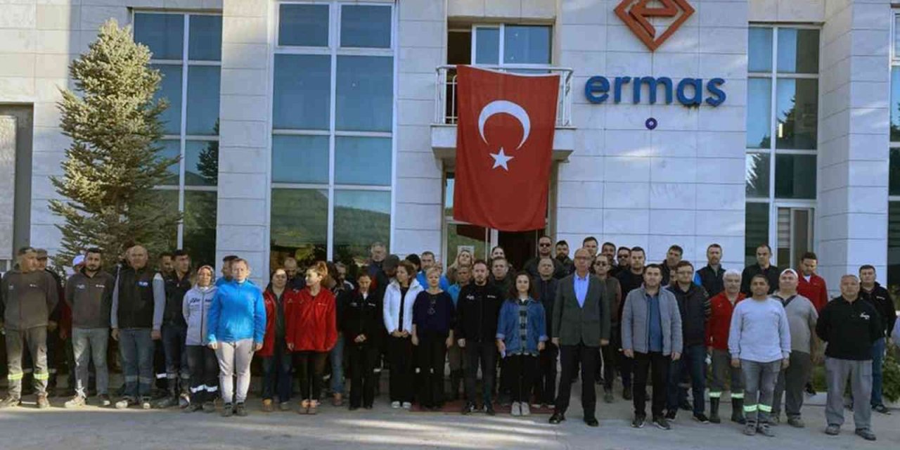 ERMAŞ Mermer’de 10 Kasım Atatürk’e Saygı duruşu