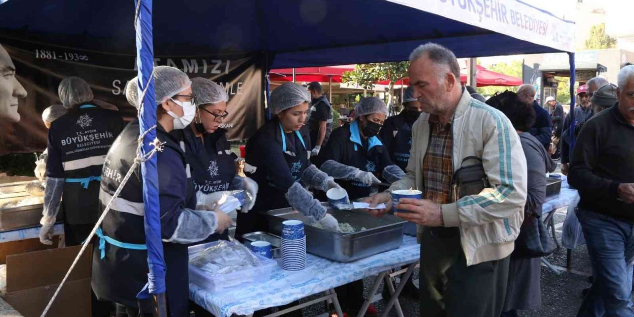 Aydın Büyükşehir Atatürk için hayır gerçekleştirdi