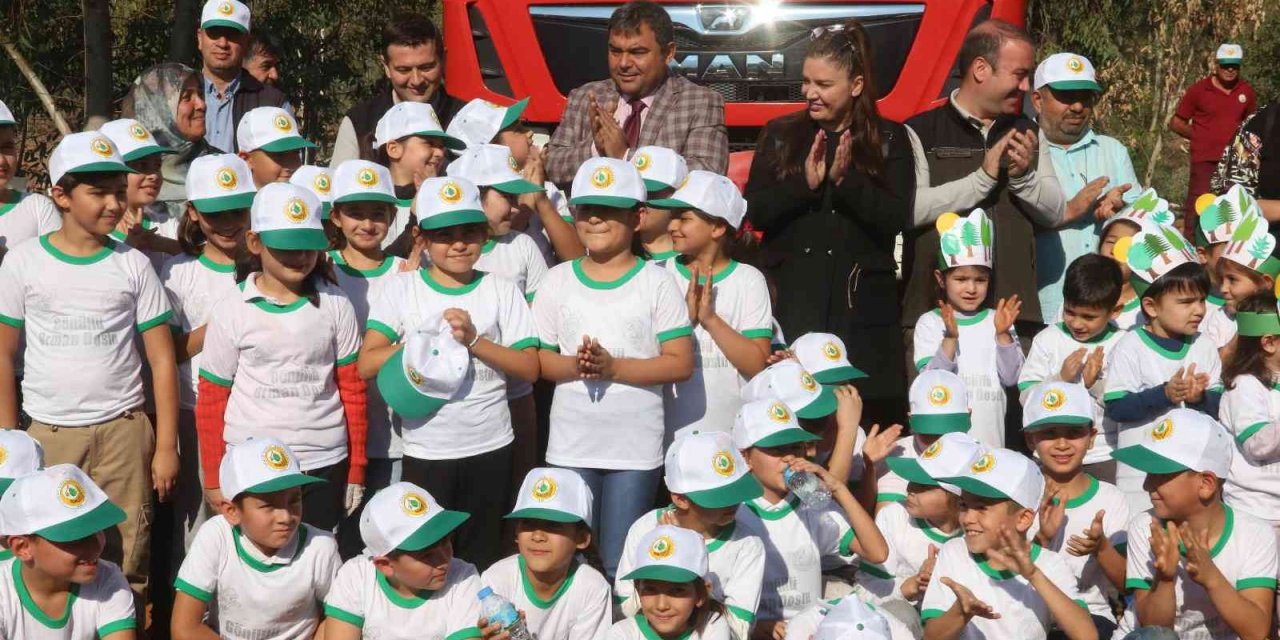 Milli Ağaçlandırma Günü’nde fidan dikim etkinliği gerçekleştirildi