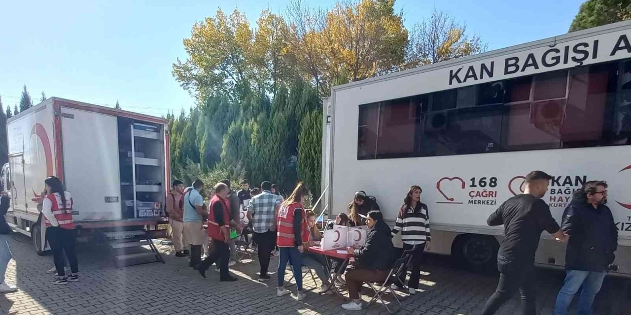 Karacasu Memnune İnci MYO’da kan bağışı etkinliği düzenlendi