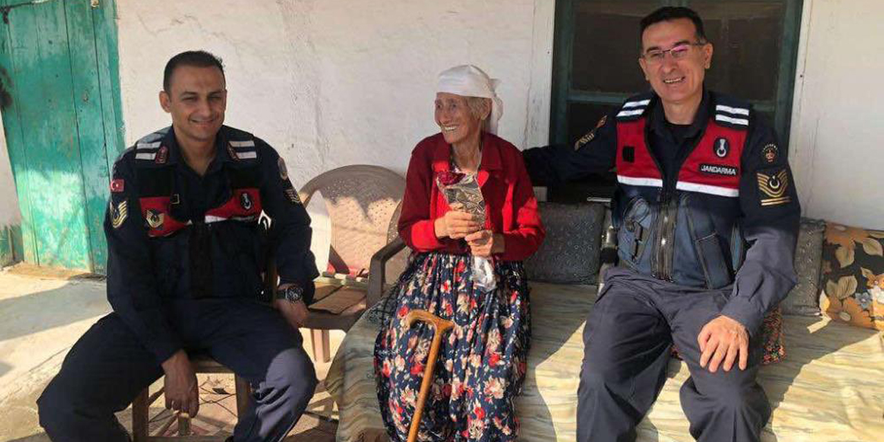 Jandarma, yaşlı çınarları unutmadı