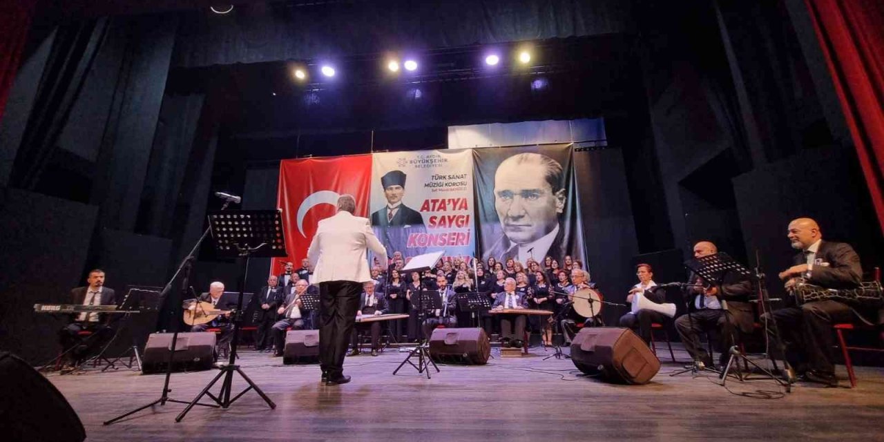 Aydın Büyükşehir Belediyesi, Ata’ya Saygı Konseri düzenledi