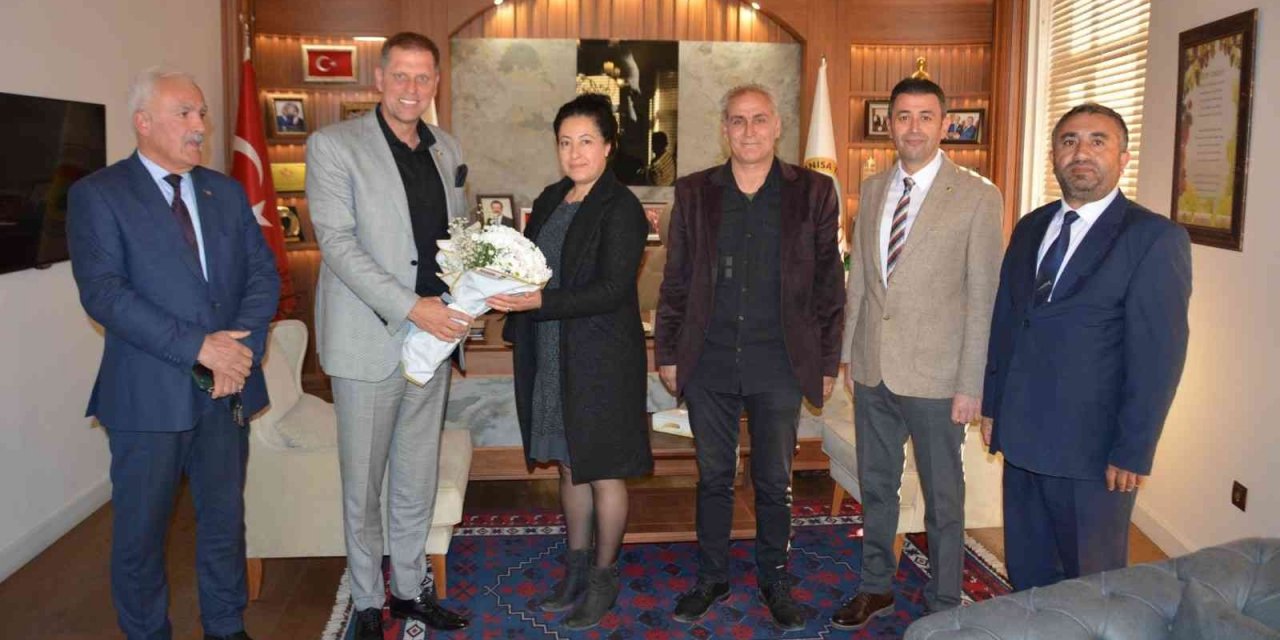 Başkan Özkasap: "Eğitime desteğimiz sürecek"