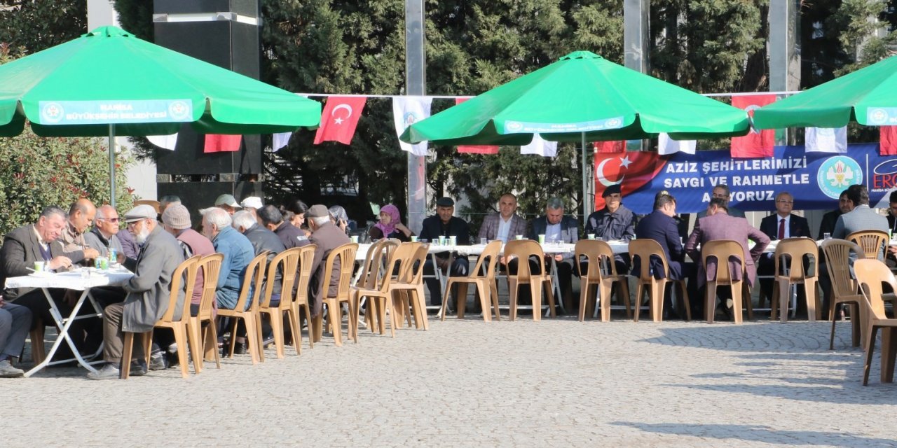 Salihlili şehitler şehadet yıl dönümlerinde anıldı