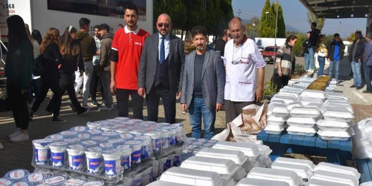 ADÜ Karacasu MYO’dan ve Karacasu esnafından öğrencilere destek