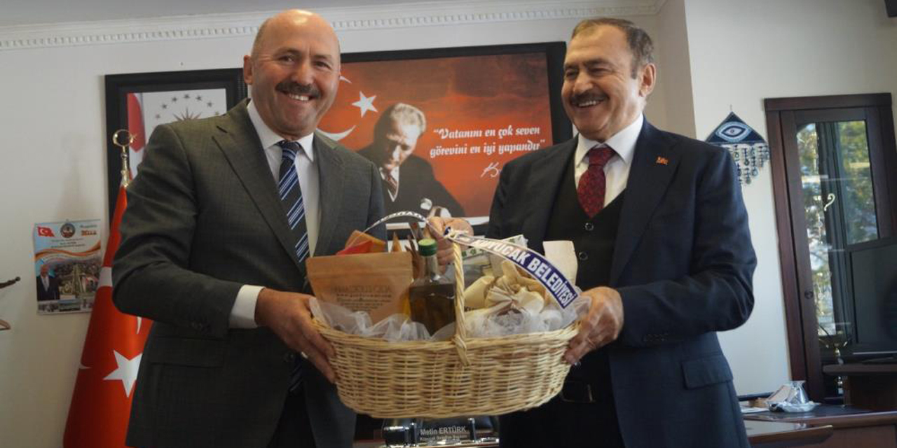 Kuyucak Belediyesi eski bakan Eroğlu’nu ağırladı