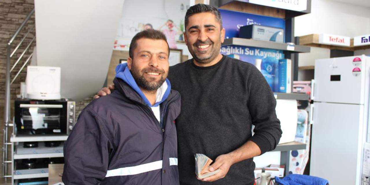 Aydın’da gazete dağıtıcısından “insanlık ölmemiş” dedirten hareket