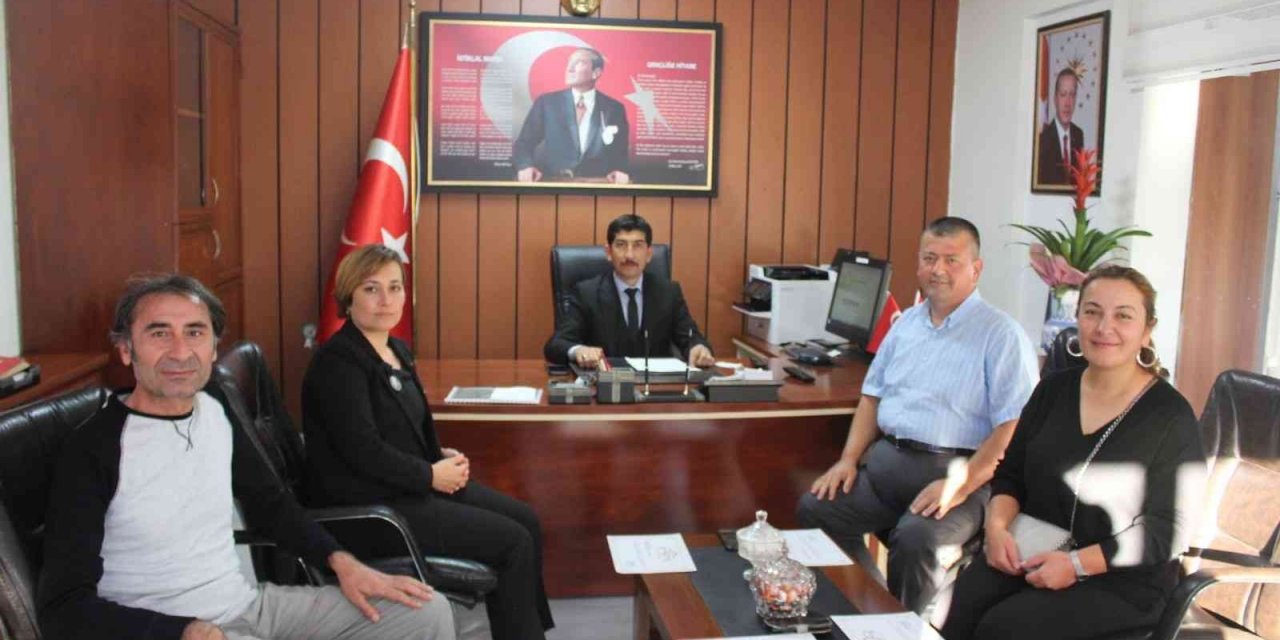 Köyceğiz’de Eğitimde İyi Örnekler; Strateji Geliştirme Birimi ödüllendirildi