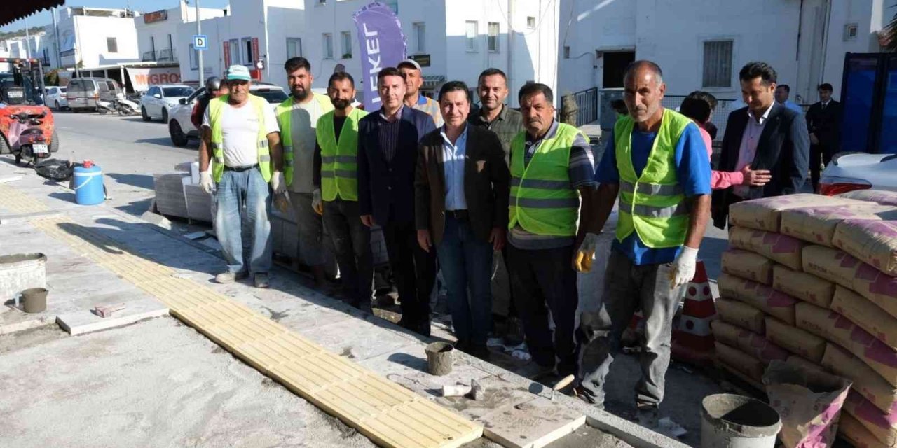 Kaldırım ve yol yenileme çalışmaları sürüyor