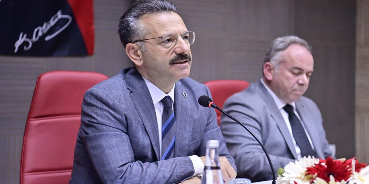 Vali Aksoy, Germencikli muhtarlar ile bir araya geldi