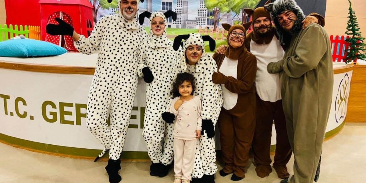 Germencikli çocukların tiyatro sevinci