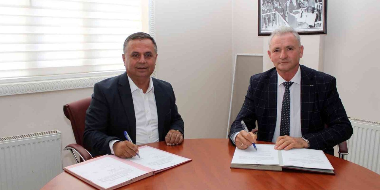 Çal ile Moldova’nın Tomay kenti kardeş kent oluyor