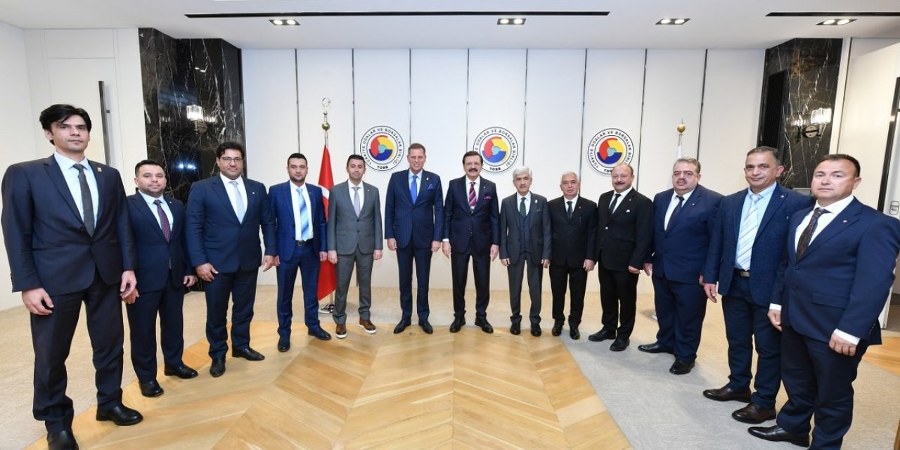 Manisa Ticaret Borsası TOBB Başkanı Hisarcıklıoğlu ile görüştü