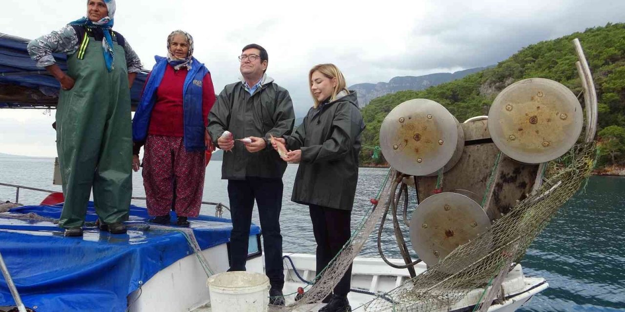 Muğla’da Dünya Balıkçılık Günü denizde kutlandı