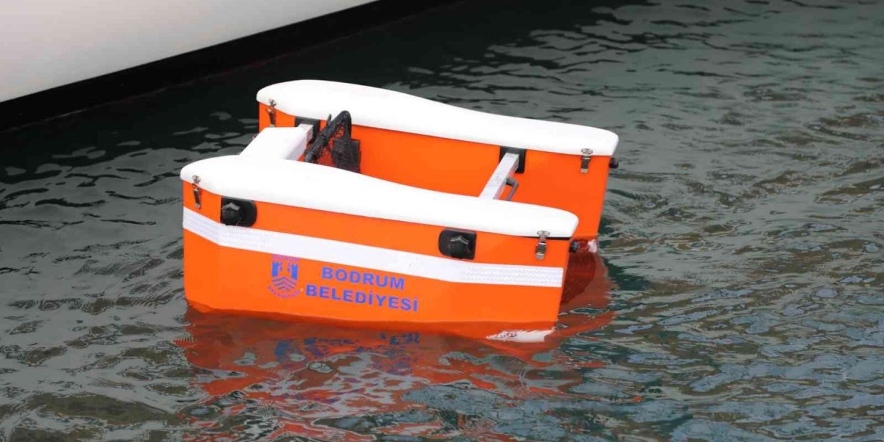 Deniz yüzeyi temizleme aracı hizmete başladı