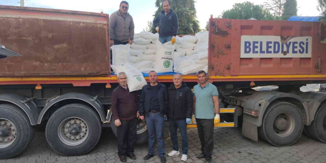 Arı yetiştiricilerinin yüzü şeker desteğiyle güldü