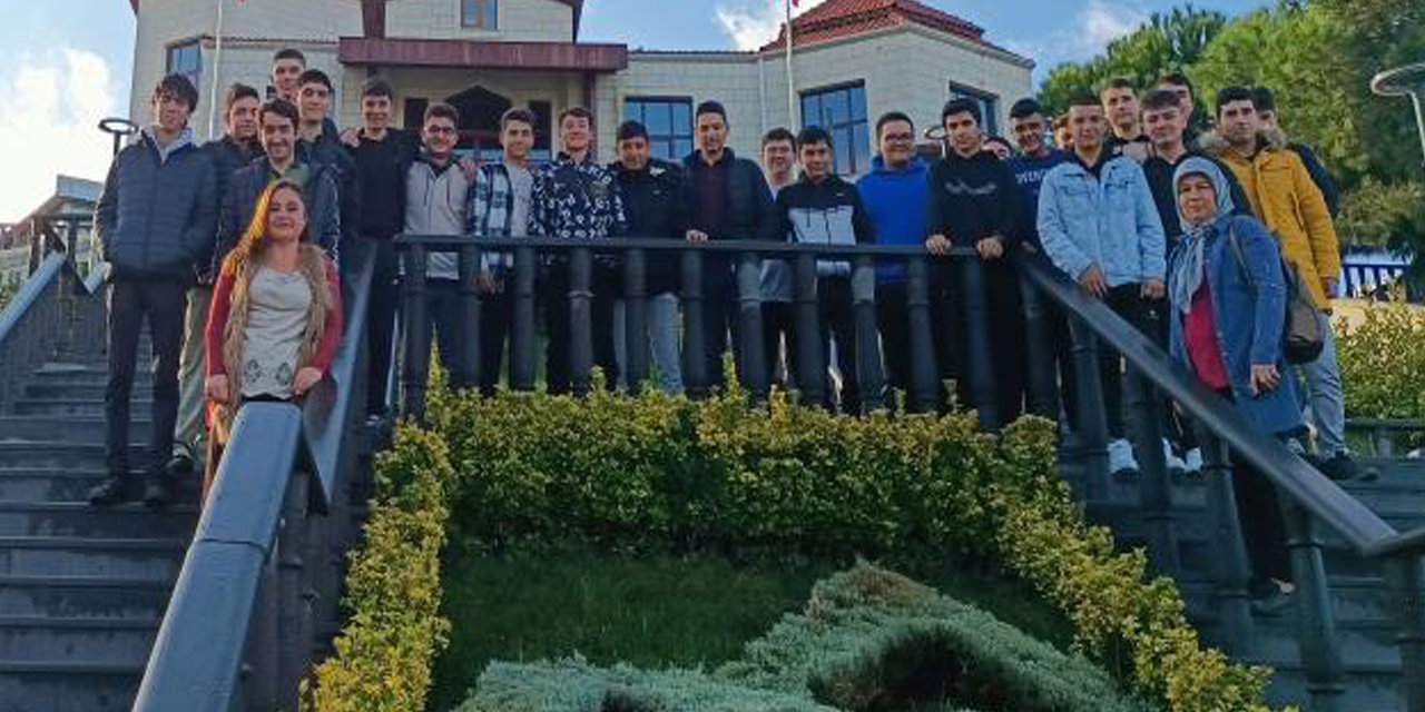Nazillili Meslek Liseliler Aydın’daki müzeleri gezdi