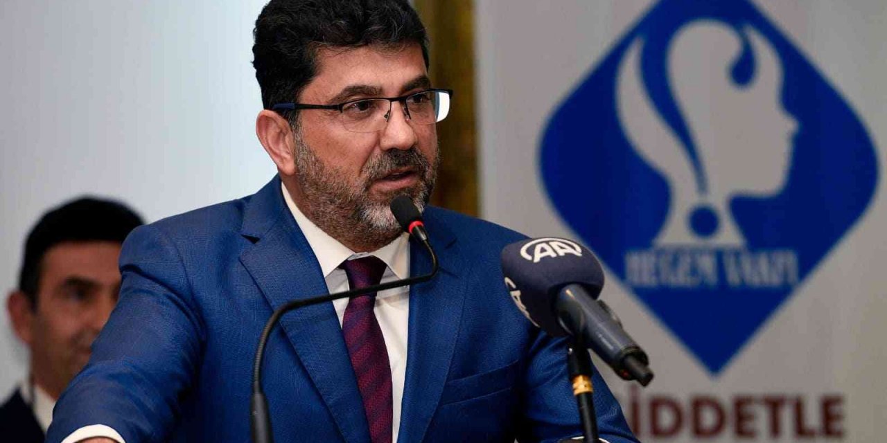 ADÜ Rektörü Prof. Dr. Aldemir ‘Sosyal Arabuluculuk’ yemin törenine katıldı