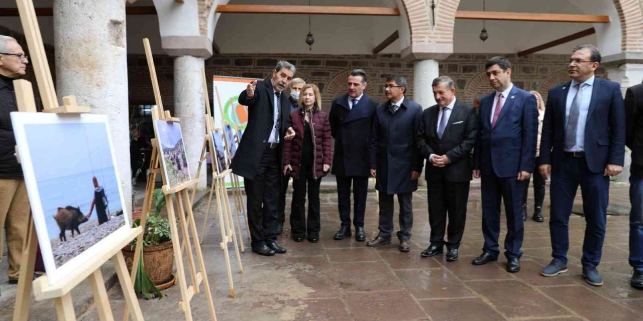 Manisalı kamu fotoğrafçılarından fotoğraf sergisi