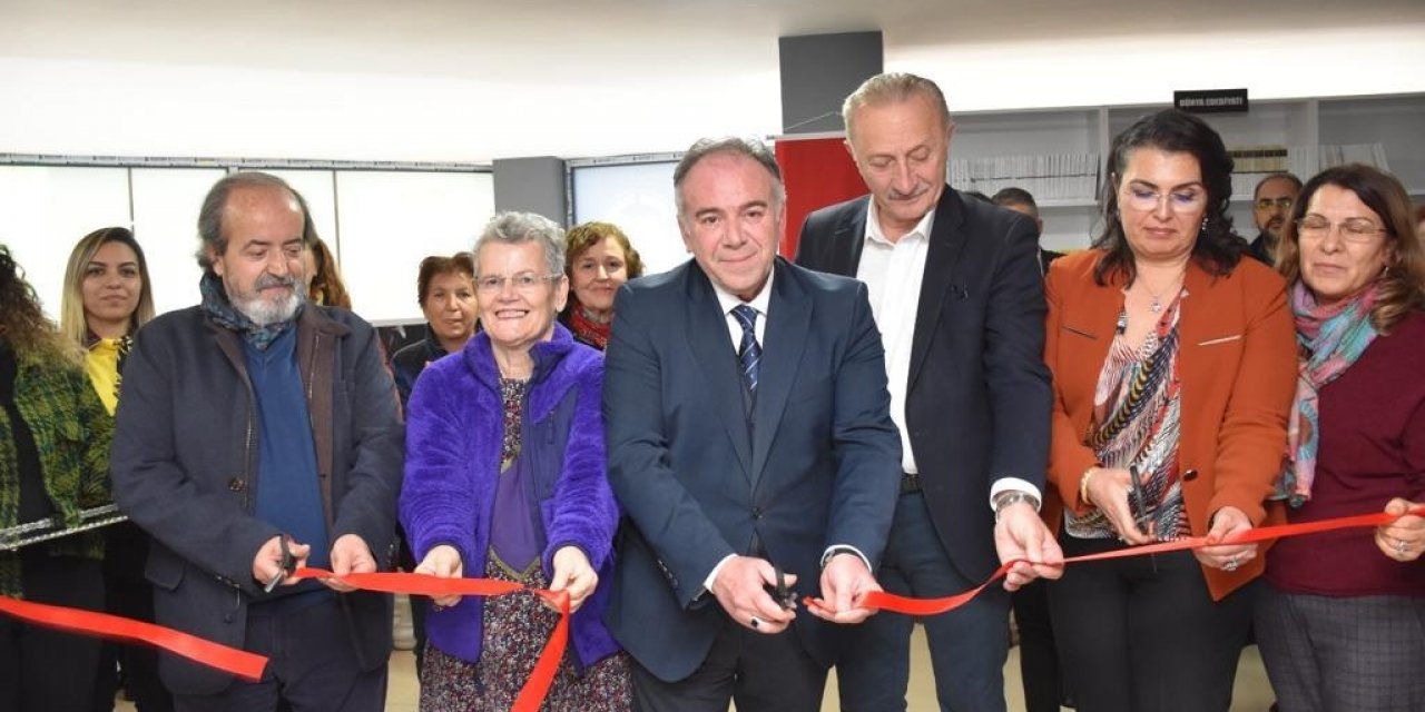 Germencik’te kütüphane açılışına yoğun ilgi
