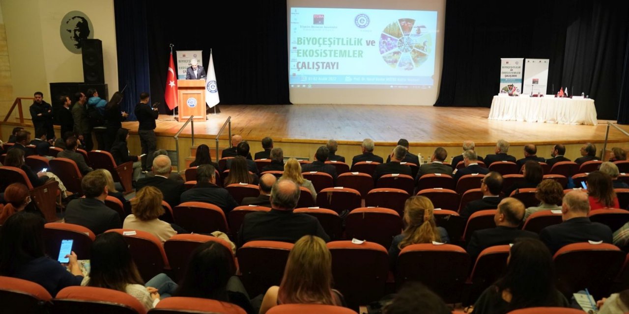 “Biyoçeşitlilik ve Ekosistemler Çalıştayı” Ege Üniversitesinde başladı
