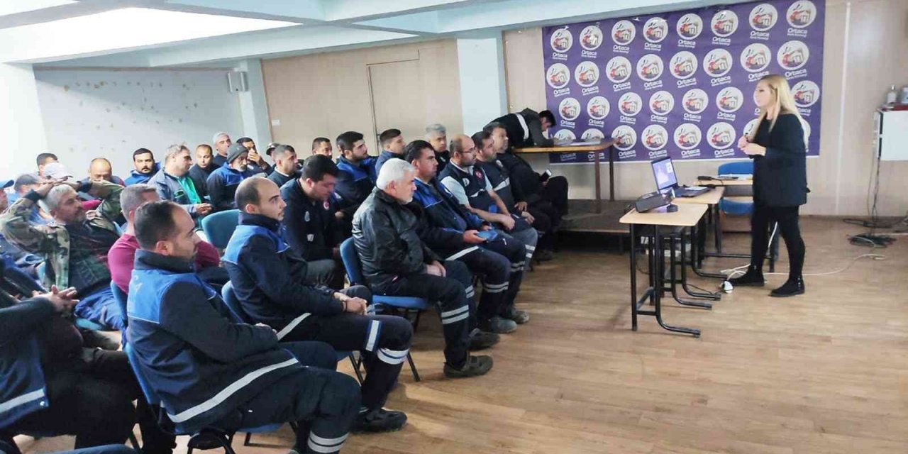 Ortaca Belediyesi ekiplerine ‘Temiz İŞ Sağlığı” eğitimi