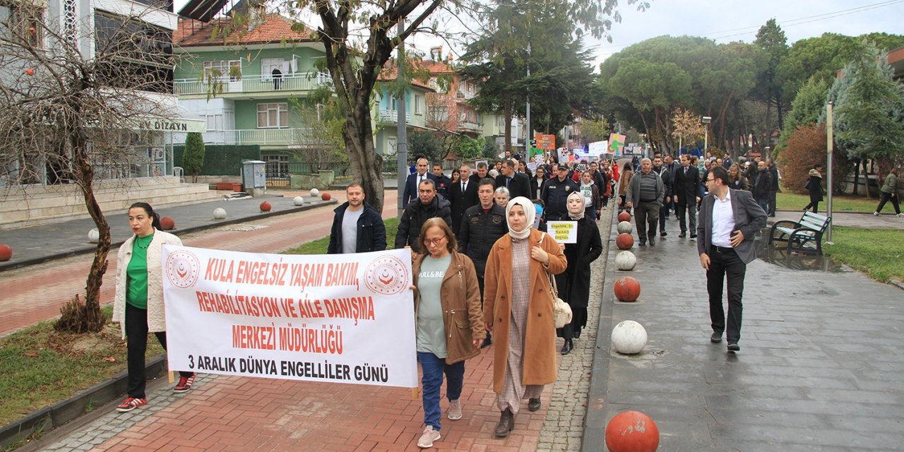 Kula’da 3 Aralık Dünya Engelliler Günü kutlandı