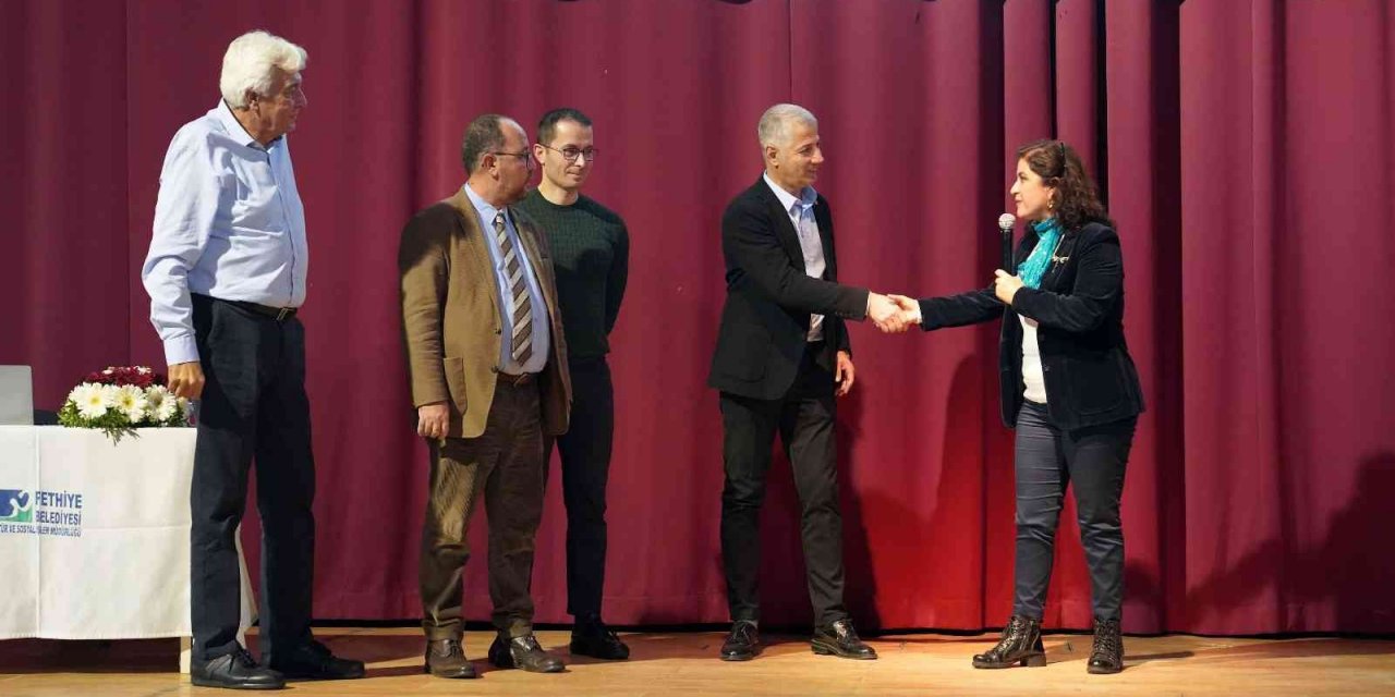 Fethiye’de Çocuk ve Ortopedi paneli yapıldı