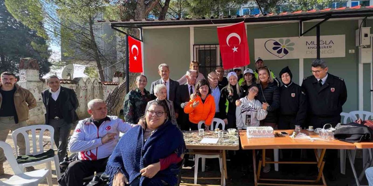 Engelli bireylere Emniyet ve Jandarmadan ziyaret