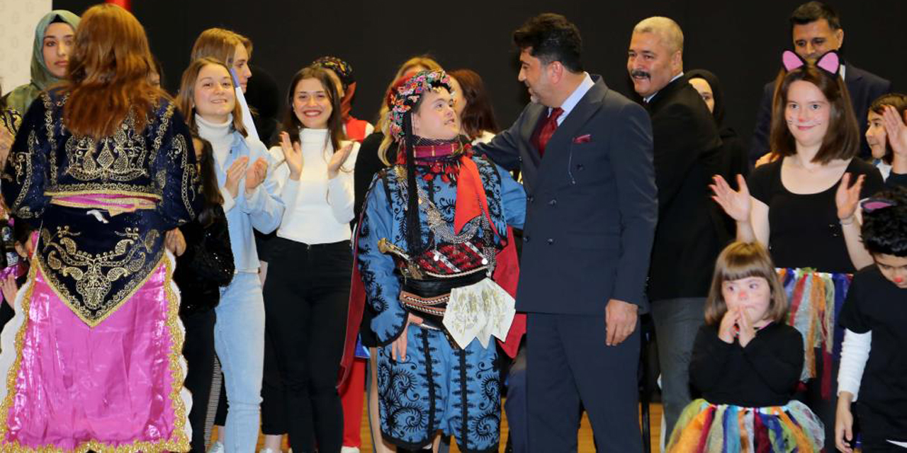 ADÜ’de ’Engelsiz Dans Gösterisi’ programı düzenlendi