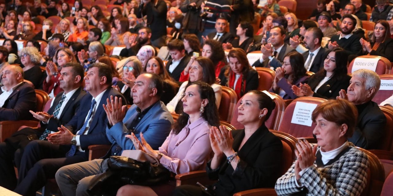 Selçuk Belediyesinin işçi kadınları güçlendiren projesine ödül