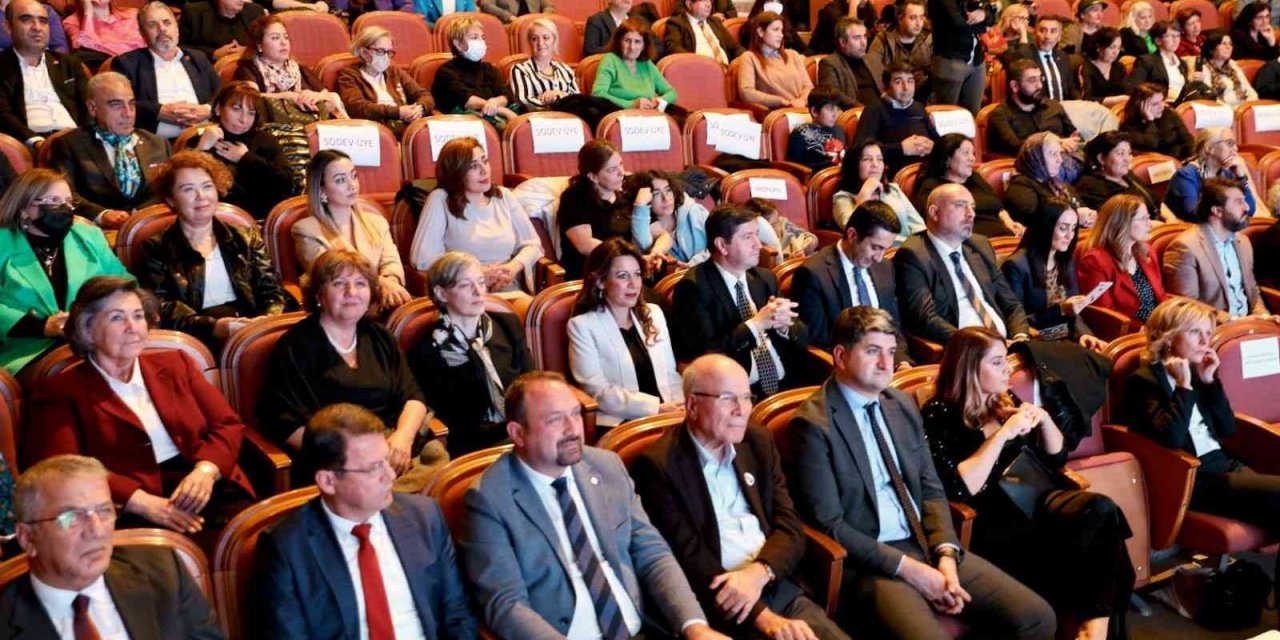 Çiğli Belediyesinin kadınlara özel projesine ödül