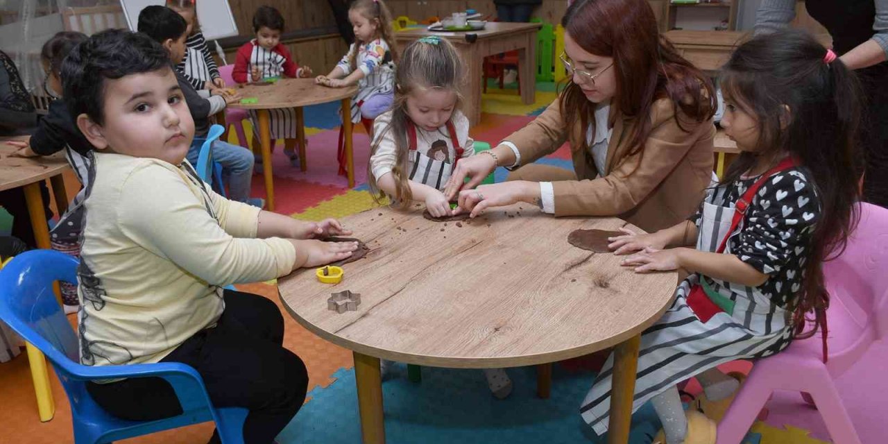 Anne-Baba Ve Çocuk Eğitim Merkezi’nde ilk ders zili çaldı
