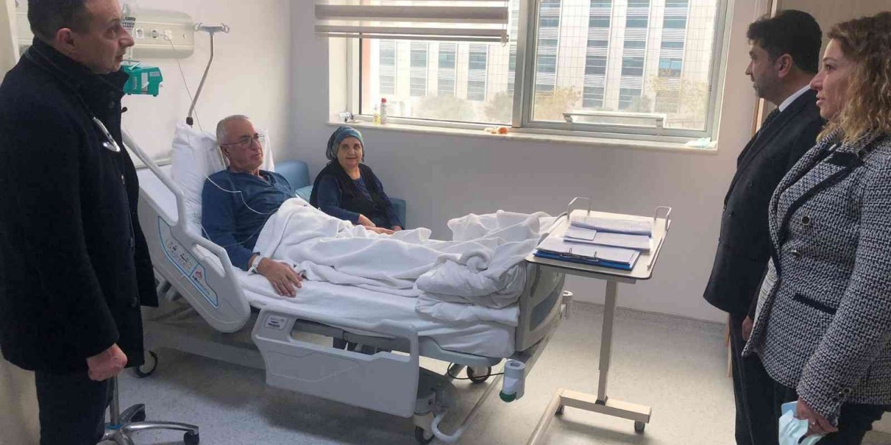 Rektör Aldemir, Kardiyoloji Servisi’ndeki çalışmaları yerinde inceledi