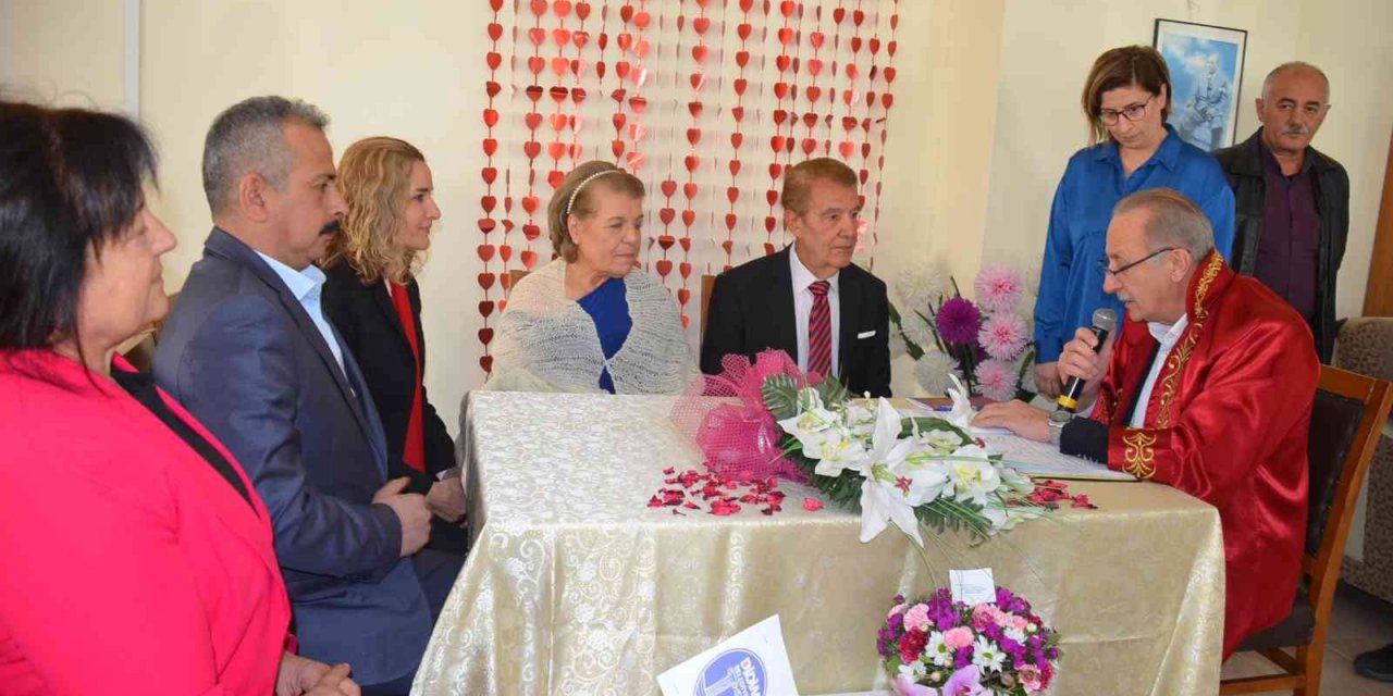 Didim’de 74 yaşında gelen ikinci bahar