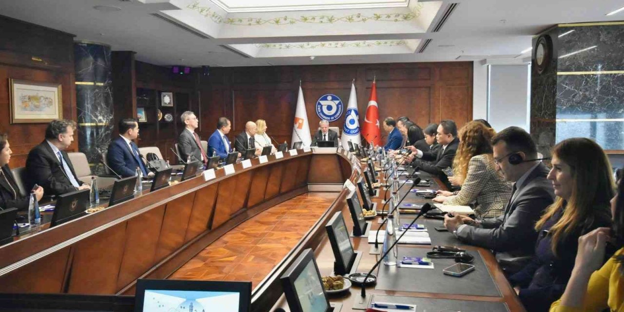 İZTO’da 1 günde 9 farklı ülkeden 10 temsilci