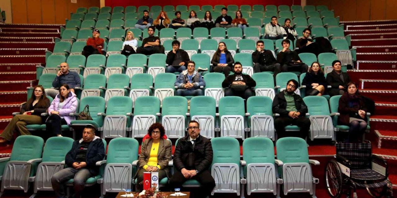 ADÜ’de ’Anla-Anlat-Tartış Seminerleri’nin beşincisi düzenlendi