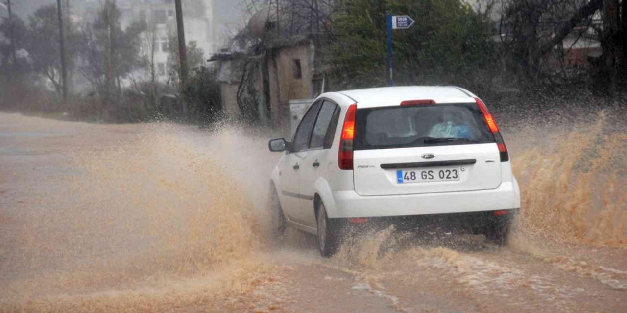 Muğla’ya şiddetli yağış, sel ve su baskını uyarısı