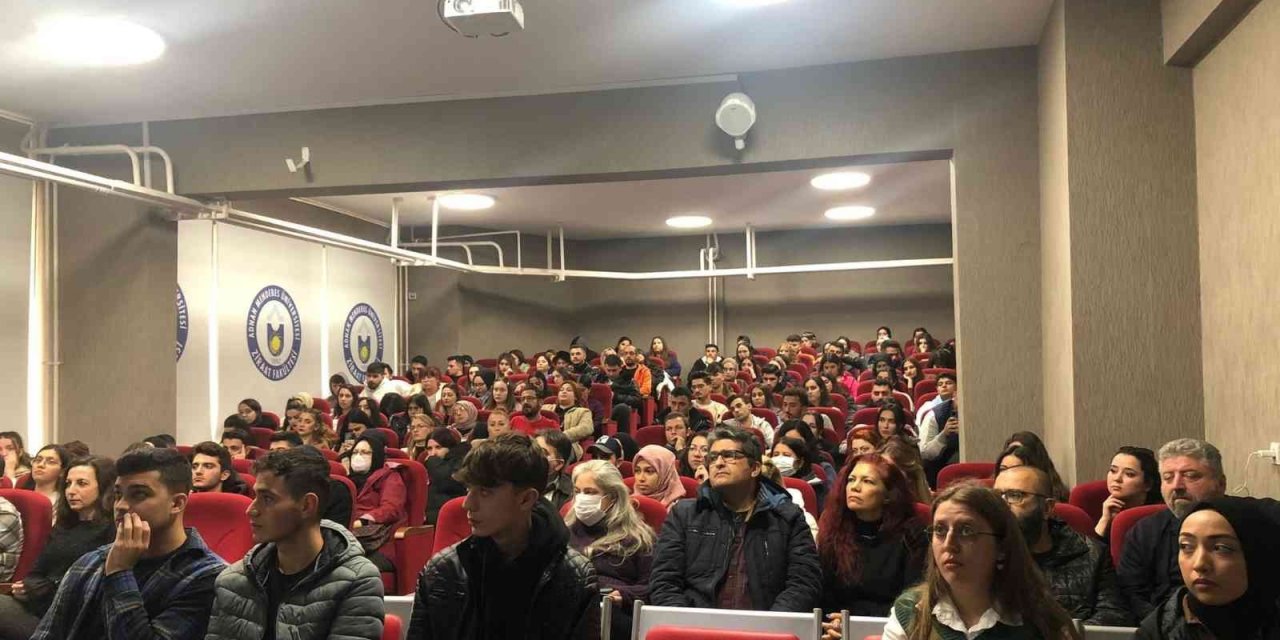 Koçarlı MYO’da ’Bağımlılıkla Mücadele Semineri’ düzenlendi