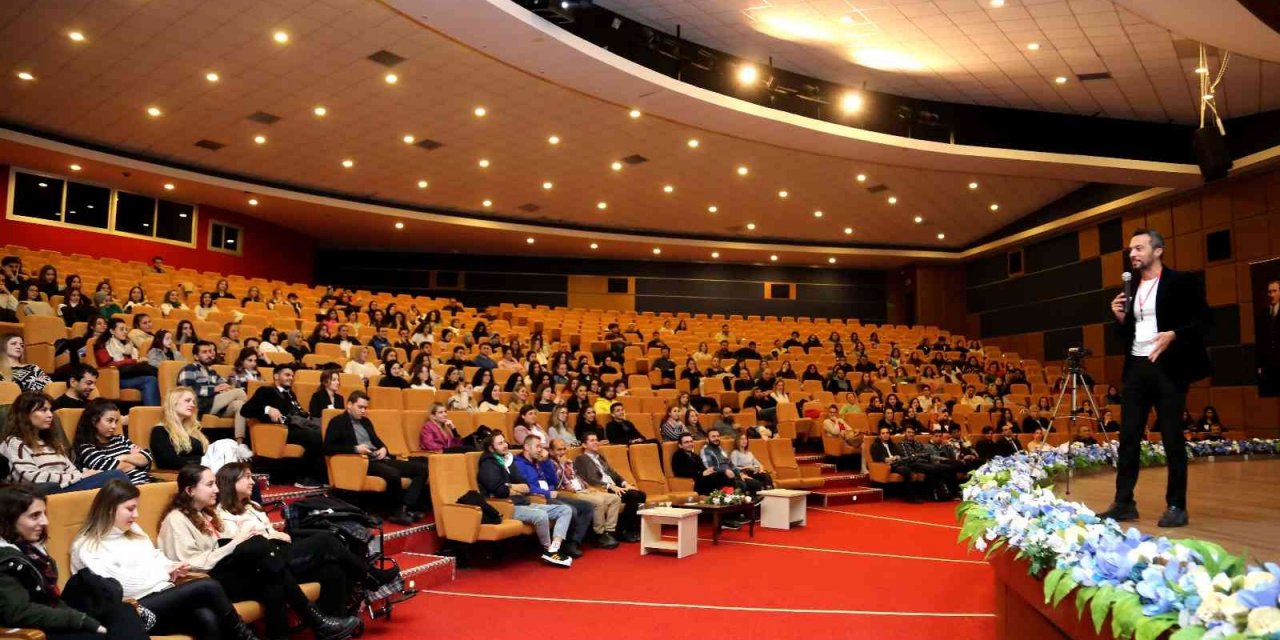 ADÜ’de ’Birlikte Ebeveynlik Projesi’nin kapanış toplantısı gerçekleşti