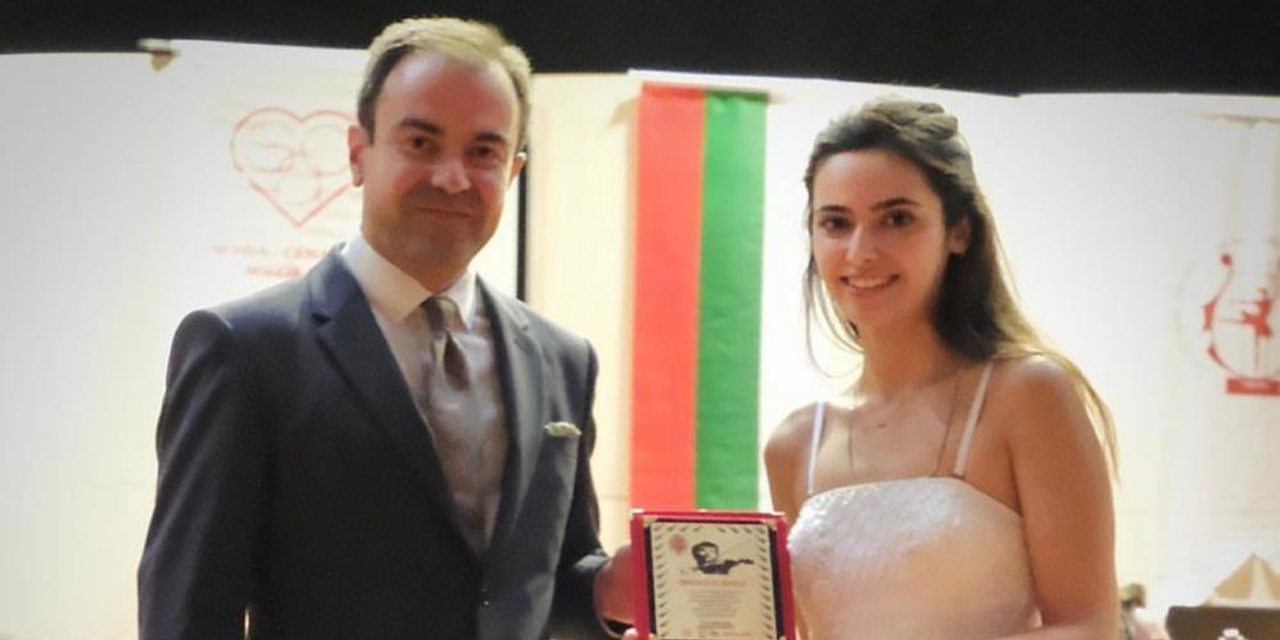 Genç keman virtüözünden uluslararası yarışmada birinci oldu