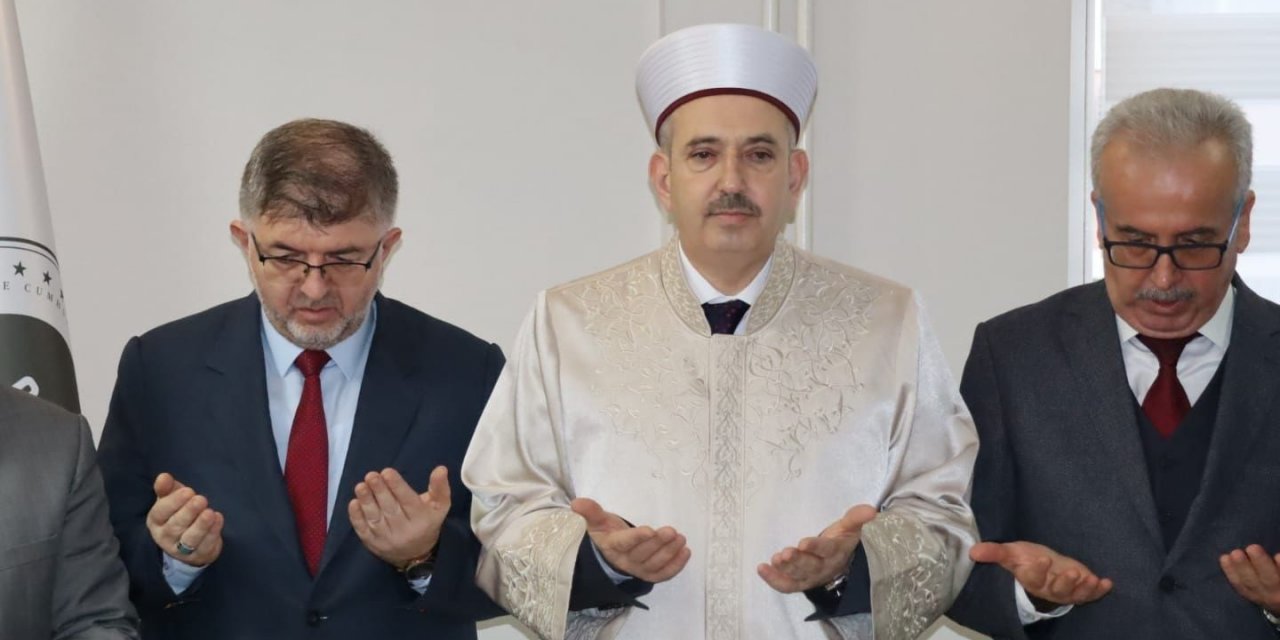 Manisa İl Müftüsü Güller görevine başladı