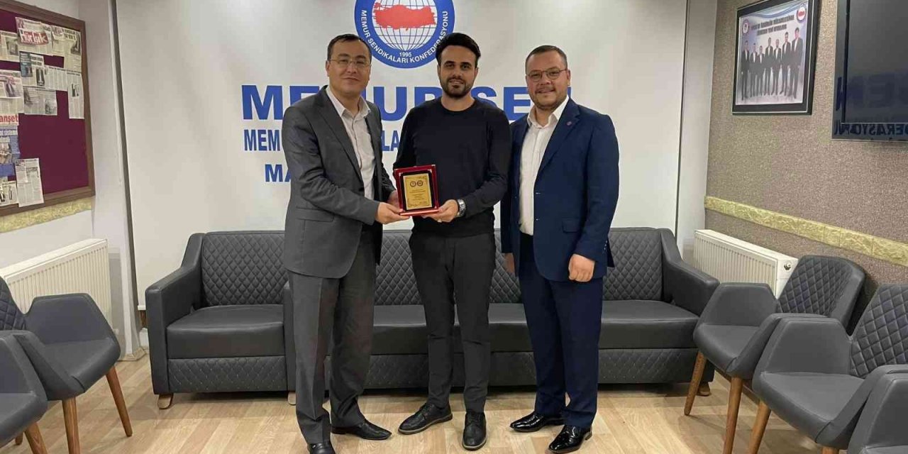 Manisa Genç Memur Sen’de bayrak değişimi