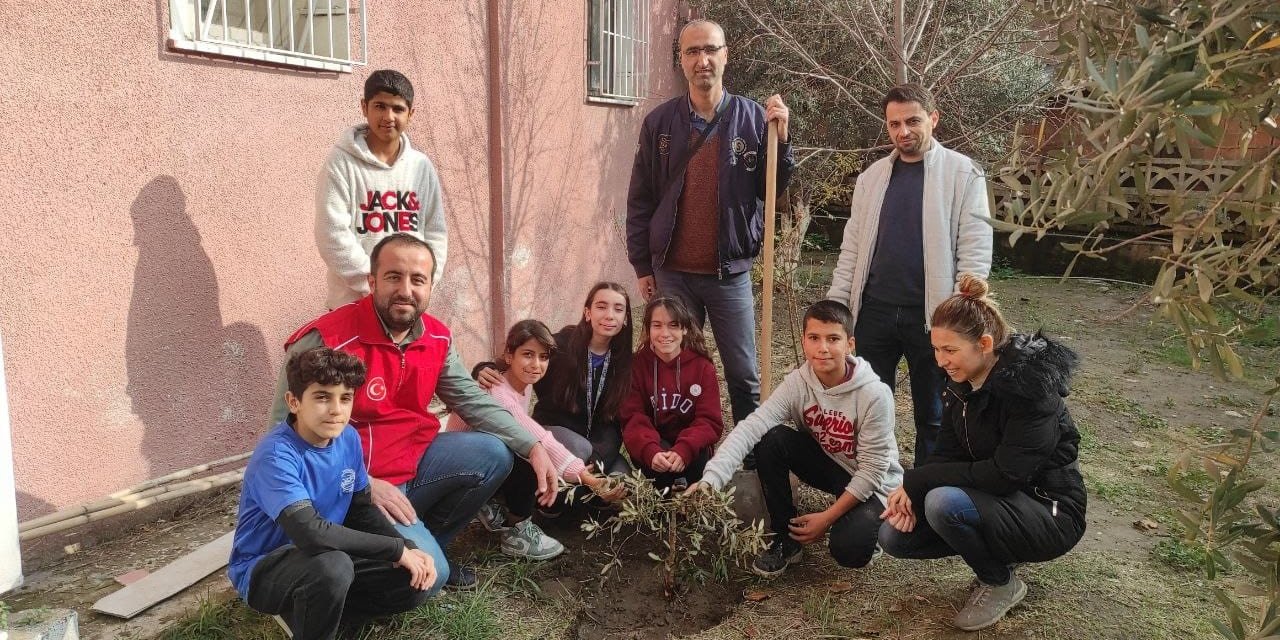 Ortaklar Genç Ofise yoğun ilgi