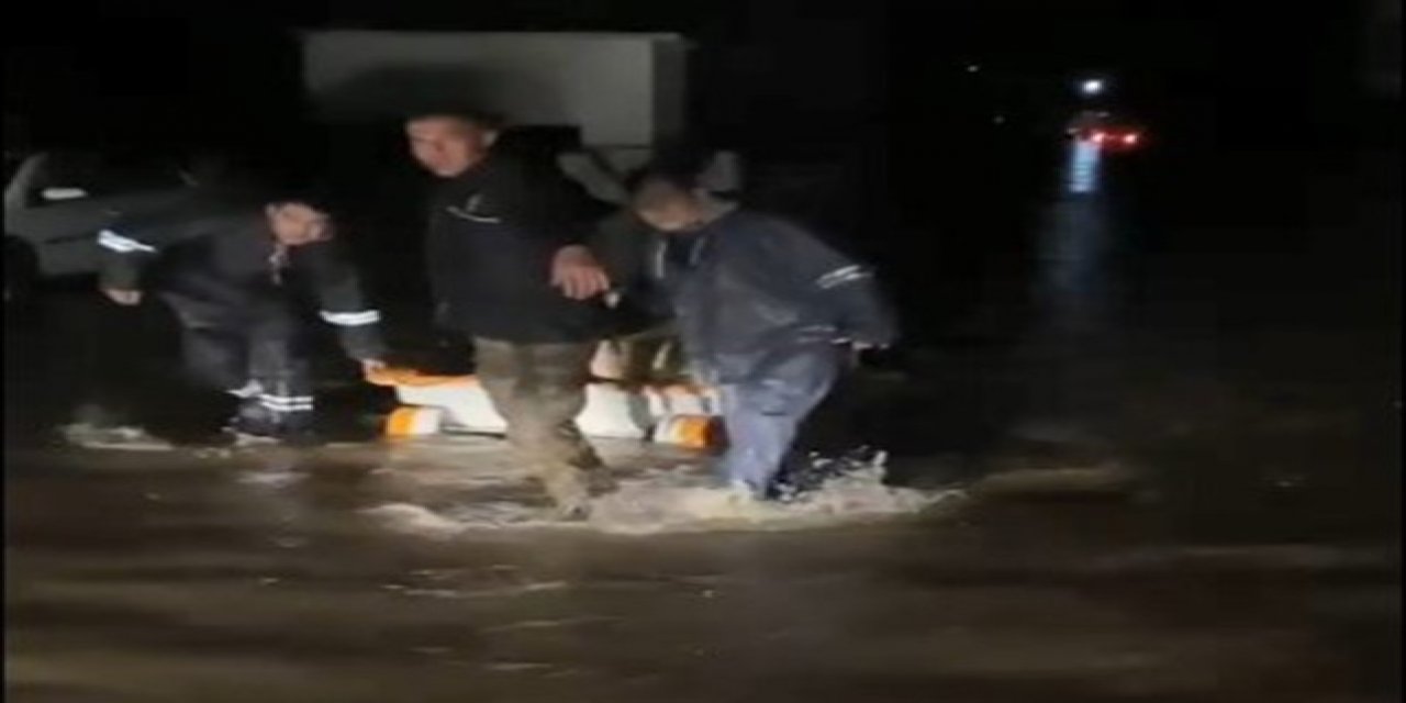 Fethiye’de sağanak yağmur etkili oldu